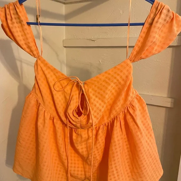 UO Flowy Blouse. Size S. - Picture 1 of 4